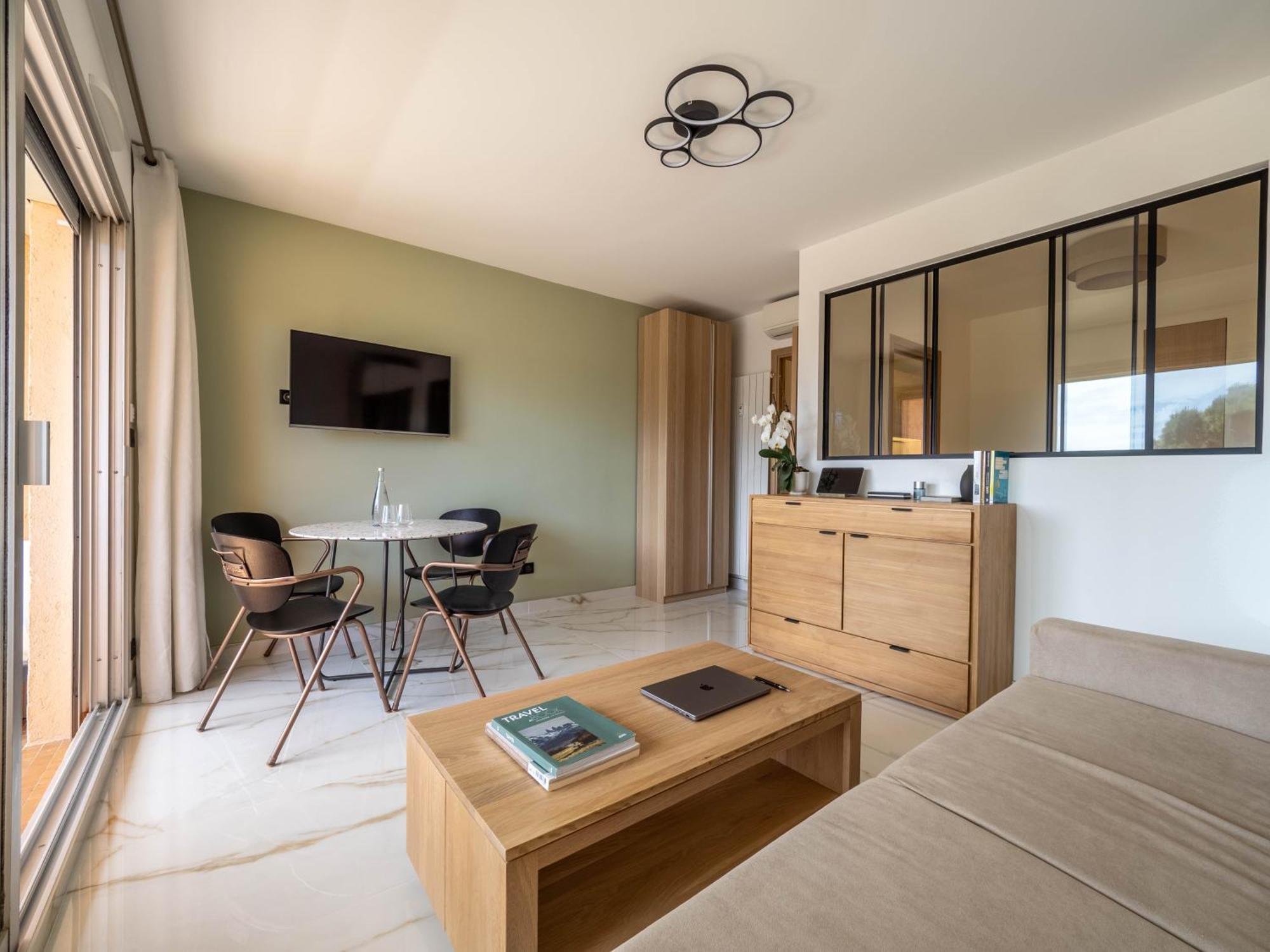 Eden Azur - Residence Hoteliere Golfe-Juan Exterior photo