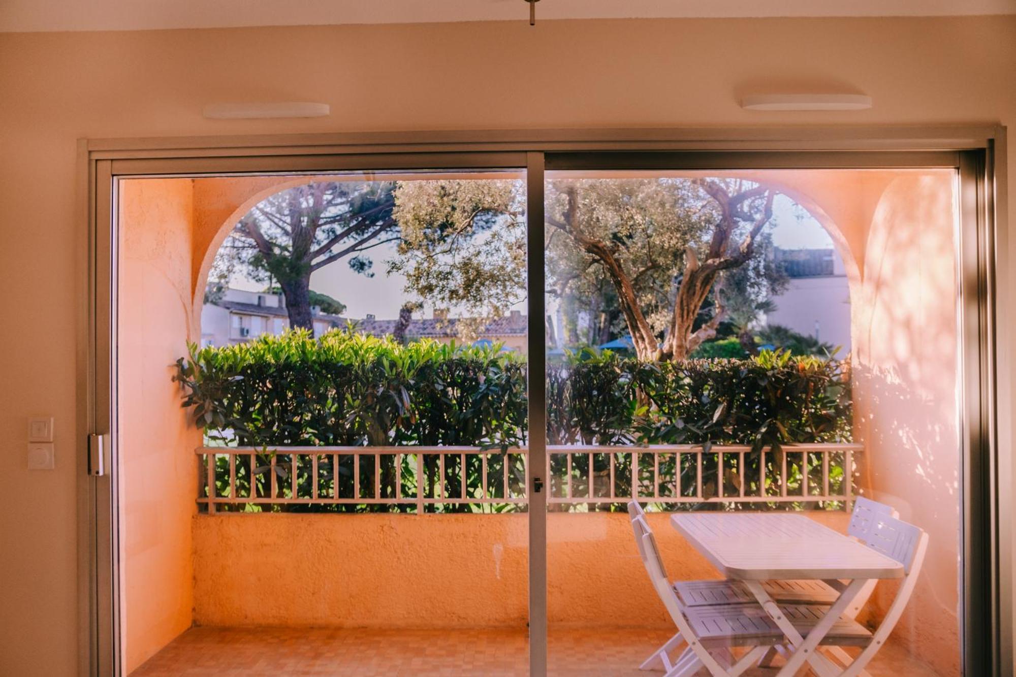 Eden Azur - Residence Hoteliere Golfe-Juan Room photo